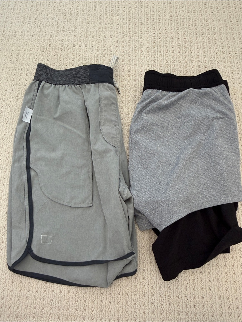 Two VUORI Men’s Shorts - Picture 4 of 7